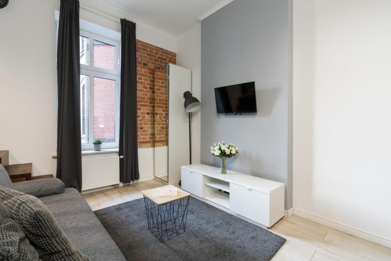 Old Town Swiety Wojciech Street - By Renters *