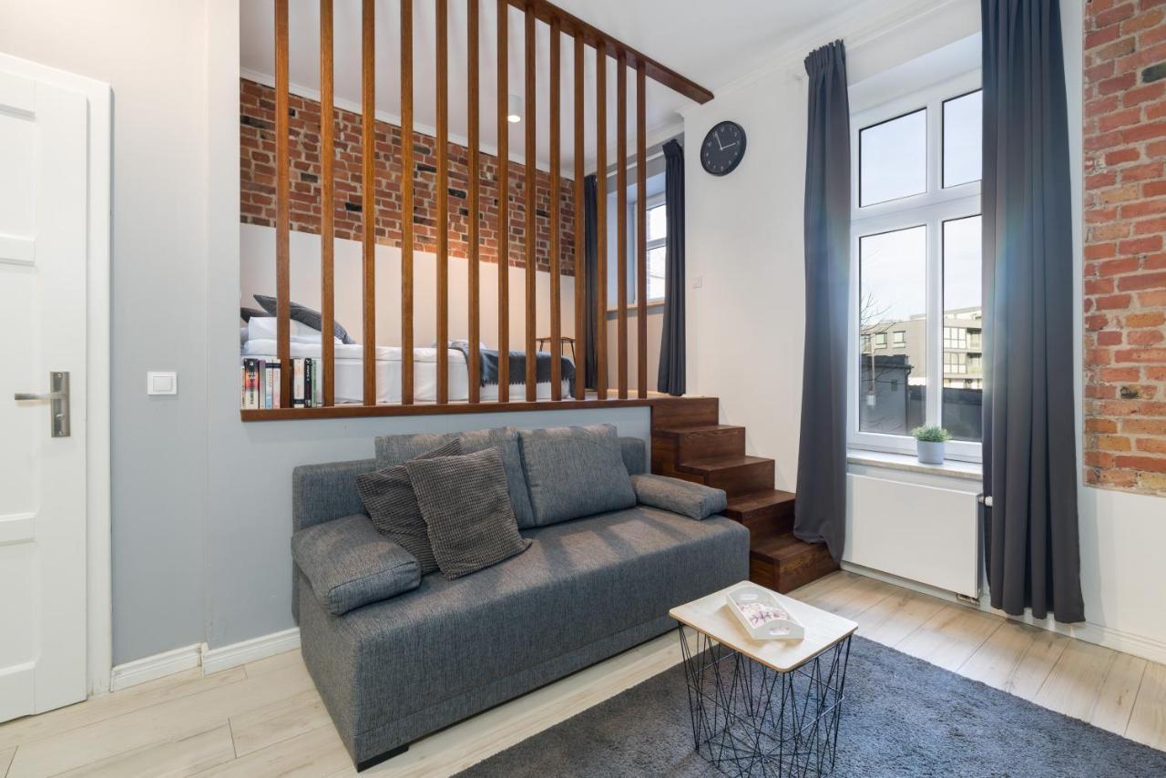 Apartment Old Town Swiety Wojciech Street - By Renters