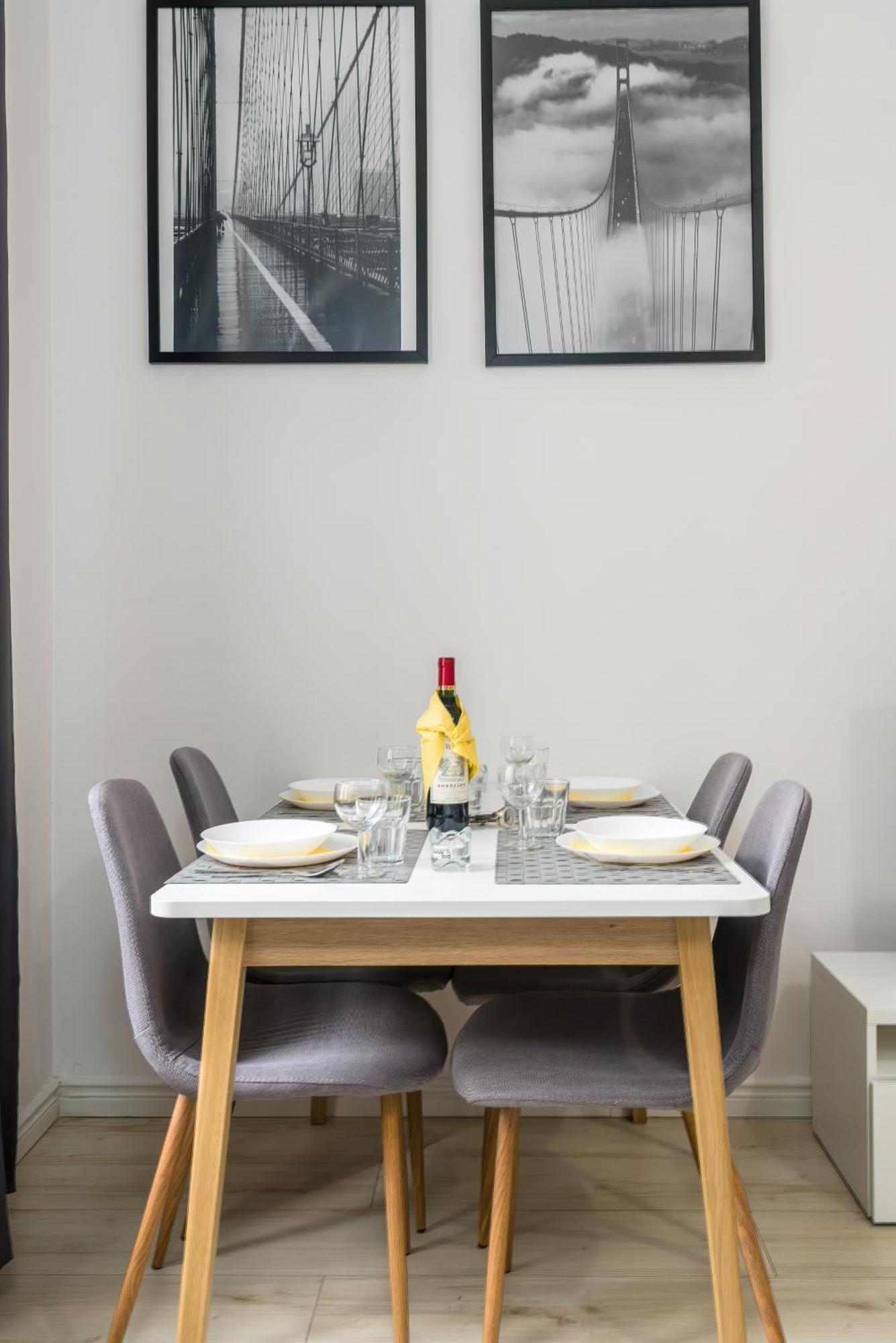 Old Town Swiety Wojciech Street - By Renters Apartment Poznan